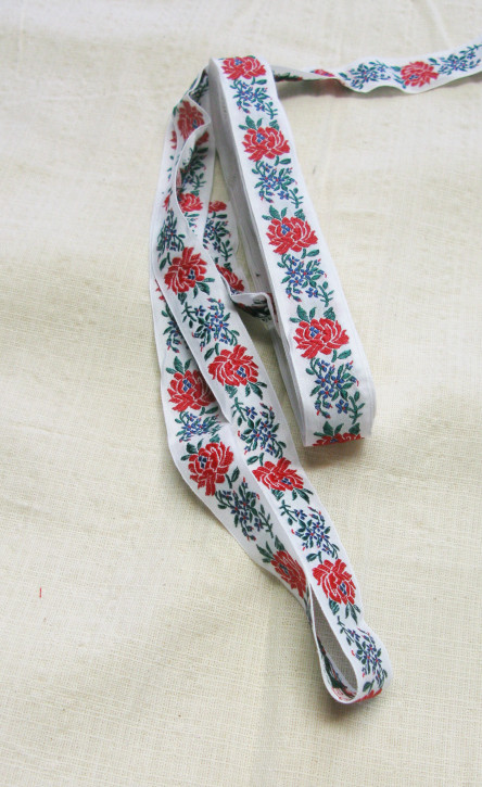 (No. 4) 1 meter fabric ribbon, embroidered